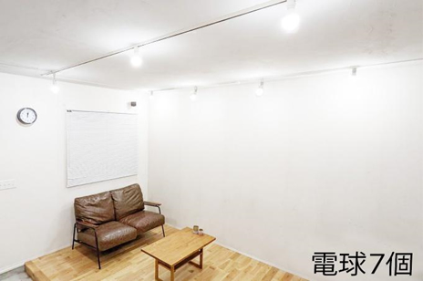 検証の結果、60W相当のLED電球を7個設置することに。