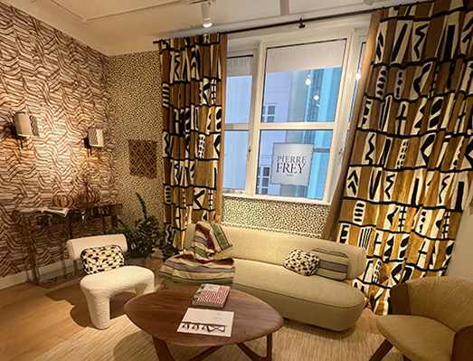 写真⑨：インテリアをナチュラルなカラーやデザインでまとめる。