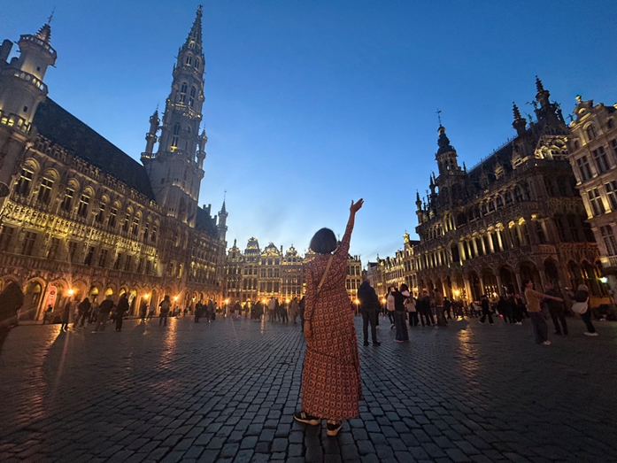 写真⑨：グラン・プラス（Grand-Place）の圧巻の夜景。